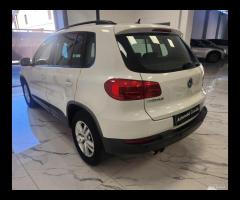 Volkswagen Tiguan 2.0 TDI 110 CV Cross BlueMotion - 6