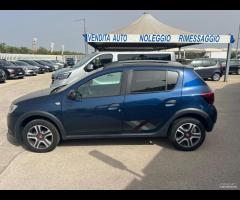 Dacia Sandero Stepway 0.9 TCe Turbo GPL 90 CV S&S - 4