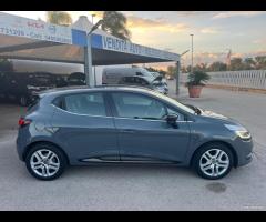 Renault Clio TCe 12V 90 CV GPL 5 porte Moschino Li - 2