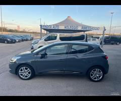 Renault Clio TCe 12V 90 CV GPL 5 porte Moschino Li