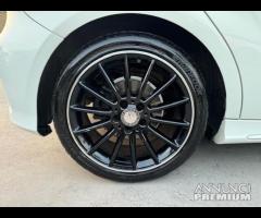 Mercedes-benz A 180d AMG Premium - 8