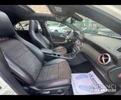 Mercedes-benz A 180d AMG Premium - 19