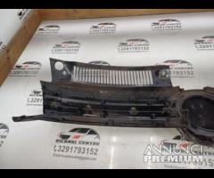 GRIGLIA ANTERIORE PER VOLKSWAGEN GOLF VI (5K1) 200 - 16