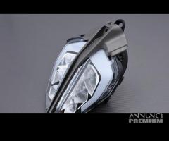 Faro / Fanale anteriore KTM DUKE 250 2022 - 2023