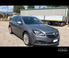 RICAMBI USATI OPEL INSIGNA S.W. DEL 2016