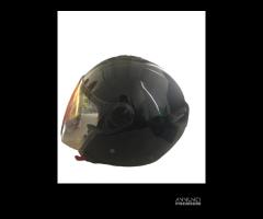 Casco nero lucido con visiera lunga