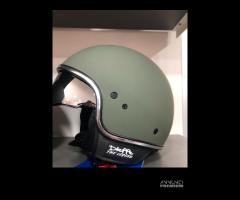 Casco dieffe visierino a scomparsa specchiato