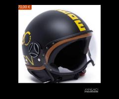 Casco nero e scritta gialla Momo design