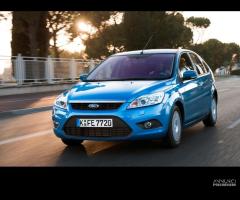 2 Molle a Gas Portellone Ford Focus 2011\u003e