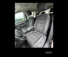 VOLKSWAGEN TOURAN per ricambi usati CDG - 14