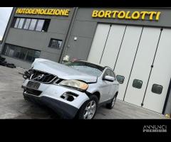 VOLVO XC60 per ricambi usati D5244T15