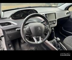 PEUGEOT 2008 per ricambi usati HM01 - 13