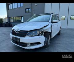 SKODA FABIA per ricambi usati CHY - 3