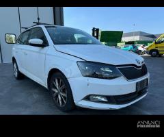 SKODA FABIA per ricambi usati CHY - 9