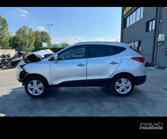 HYUNDAI IX35 per ricambi usati G4FD - 4