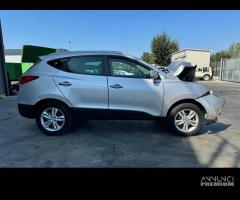 HYUNDAI IX35 per ricambi usati G4FD - 8