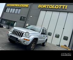 JEEP CHEROKEE per ricambi usati 26C