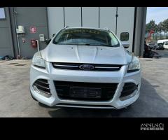 FORD KUGA per ricambi usati TYMA