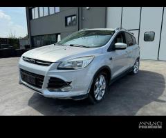 FORD KUGA per ricambi usati TYMA