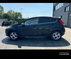 FORD FIESTA per ricambi usati SNJA