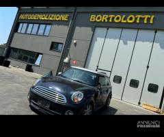 MINI COOPER D CLUBMAN per ricambi usati 9HZ - 1