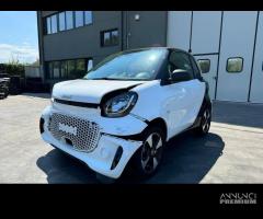 SMART FORTWO EQ per ricambi usati 5AL60