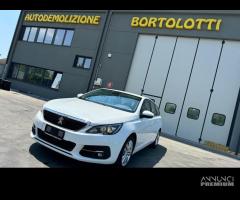 PEUGEOT 308 per ricambi usati YH01 - 1