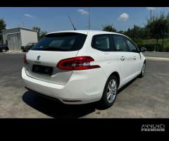 PEUGEOT 308 per ricambi usati YH01 - 7