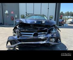 MERCEDES C200 W205 BLUETEC per ricambi usati R9M - 2