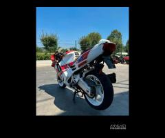 HONDA CBR600F per ricambi usati