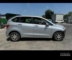 HONDA FR-V per ricambi usati D17A2 - 8