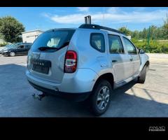 DACIA DUSTER per ricambi usati H4MD7 - 7