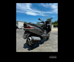 SUZUKI BURGMAN 200 per ricambi usati H404