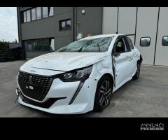 PEUGEOT 208 per ricambi usati HM05 - 3