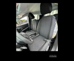 PEUGEOT 208 per ricambi usati HM05 - 14