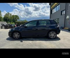 VOLKSWAGEN GOLF 6 per ricambi usati CBD