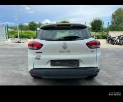 RENAULT CLIO SPORTER per ricambi usati K9KC6 - 6