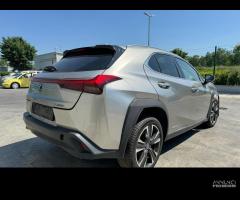 LEXUS UX 250H per ricambi usati M20A - 7