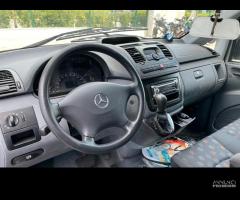 MERCEDES VITO 112 CDI per ricambi usati 646982 - 11