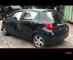 RICAMBI USATI TOYOTA YARIS 1.5 B HYBRID 2011-2019