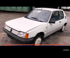 RICAMBI USATI Peugeot 205 1 serie 3 PORTE 1983-86