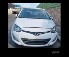 Ricambi Hyundai i20 2014 1.2 benz/gpl G4LA - 1