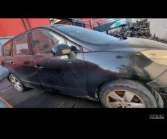 Ricambi Renault Scenic 3 2010 1.5 DCI K9K