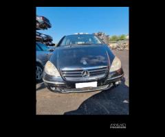 Ricambi Mercedes-Benz w169 2010 2.0 diesel 640941