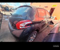 Ricambi Peugeot 208 2014 1.4 HDI 8H01