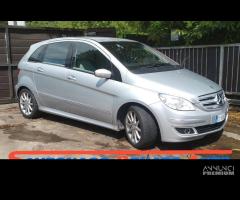 RICAMBI USATI MERCEDES-BENZ CLASSE B 200 TB W245 - 1