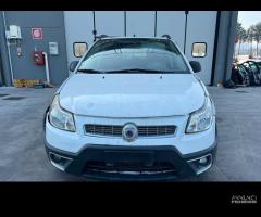 FIAT SEDICI per ricambi usati D20AA - 2