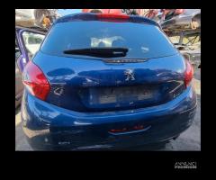 Ricambi Peugeot 208 2012 1.6 E-HDI 9H06