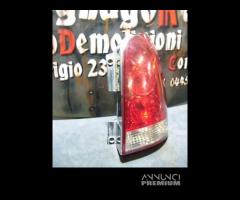 FARO posteriore DESTRO SSANGYONG REXTON 2001-05