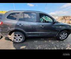 Ricambi Hyundai Santa Fe 2.2 Diesel 2008 D4EB - 3